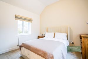 Photo 40- click for photo gallery